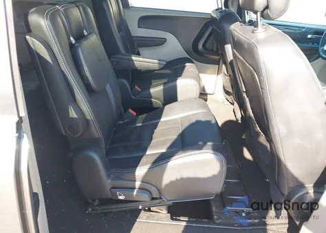 2016 Chrysler Town & Country Touring из США, поврежденный, VIN 2C4RC1BG5GR215114